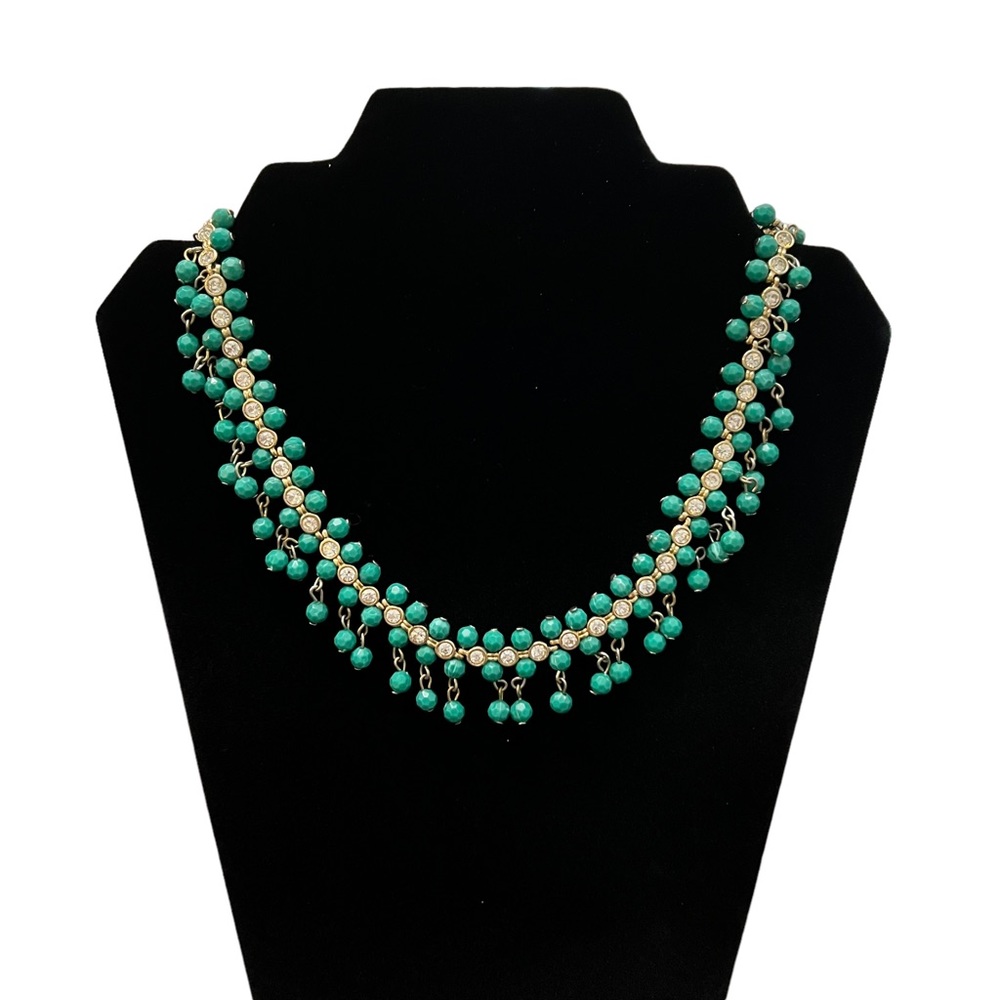 Avon (NRT) Brand Choker Necklace